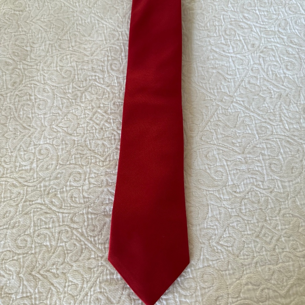 Robert Jensen Red Silk Tie, New Never Worn